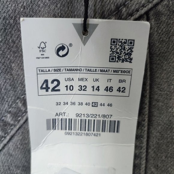 NWT ZARA STRAIGHT FIT TRF JEANS WITH DECORATIVE STITCHES - Picture 8 of 10